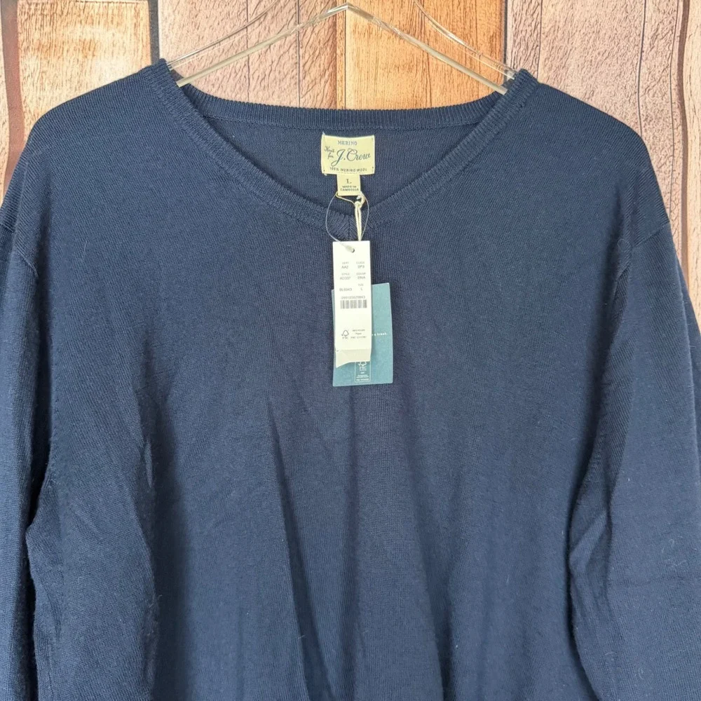 J.Crew Merino‎ Wool V-Neck Sweater Quiet Luxury Versatile Winter Navy Large NWT